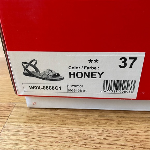 Pikolinos Algar W0x Leather Sandals - Picture 5 of 5